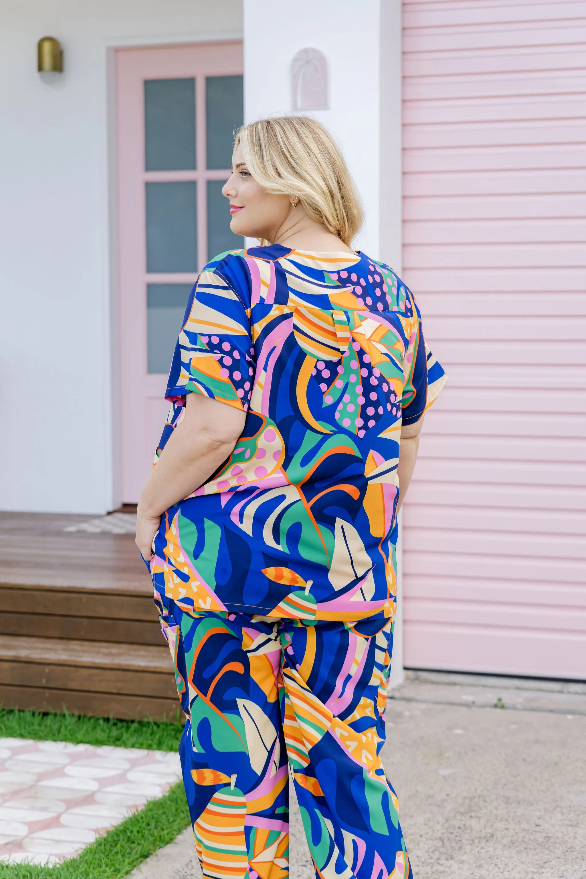 Jazz Scrubs in Abstract Jungle