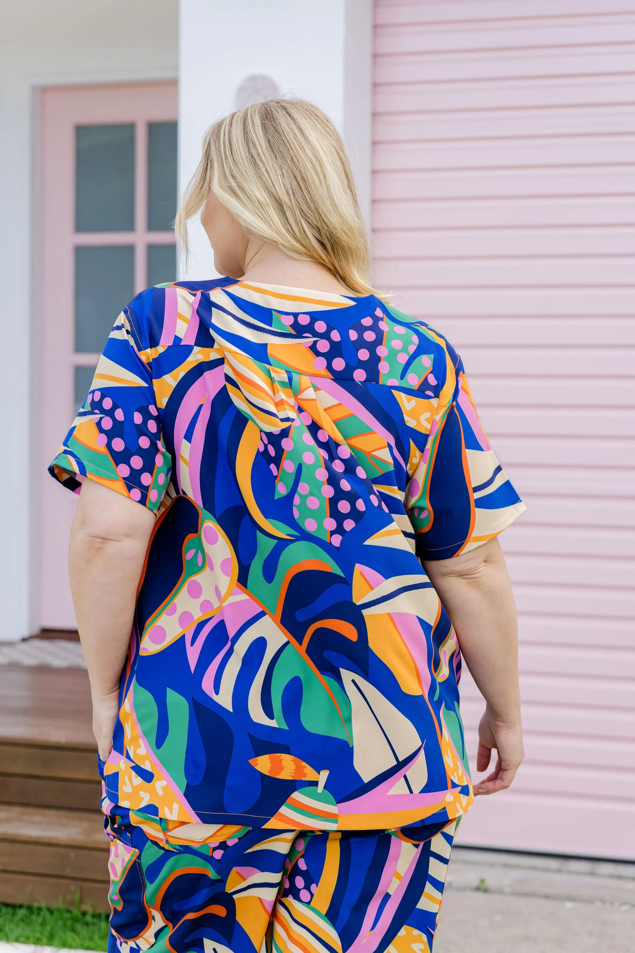 Jazz Scrubs in Abstract Jungle